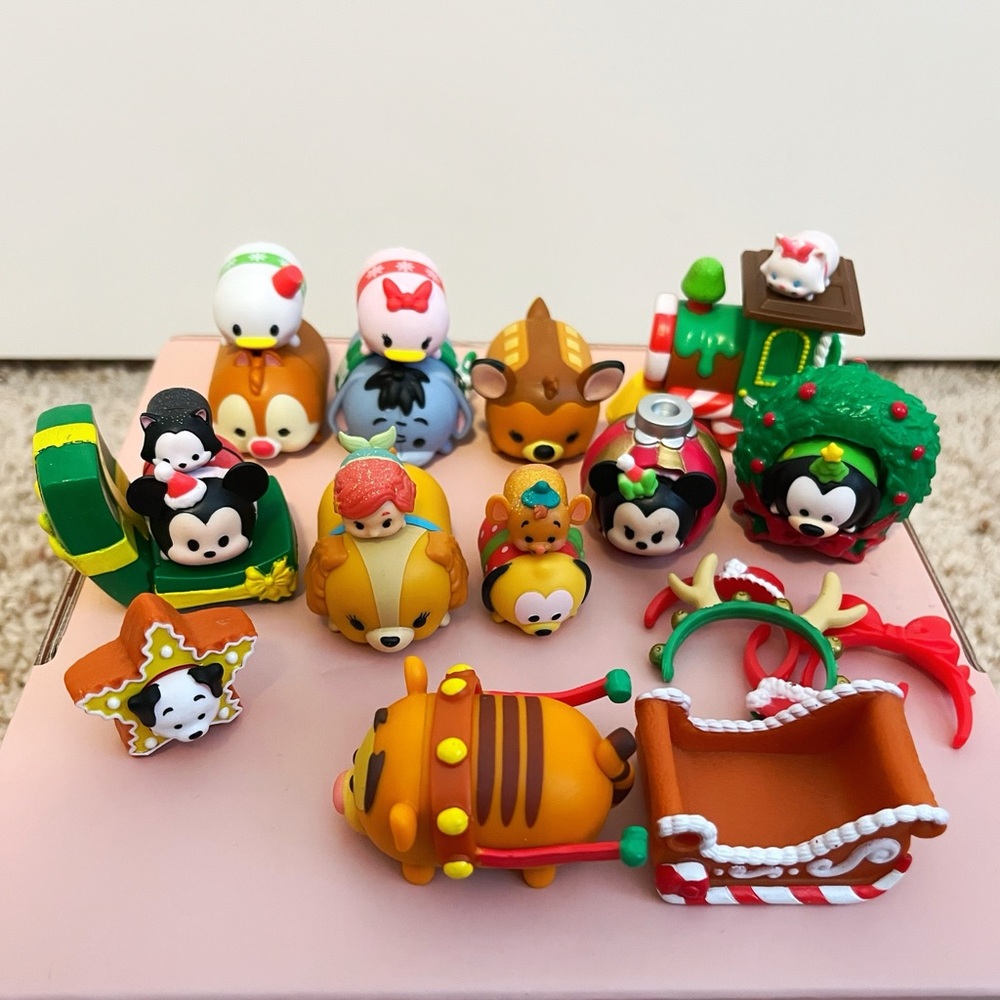 2016 Disney tsum tsum figures